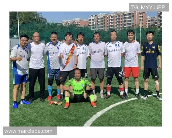 北京草根足球球星崛起：从街头到赛场的梦想与奋斗之路